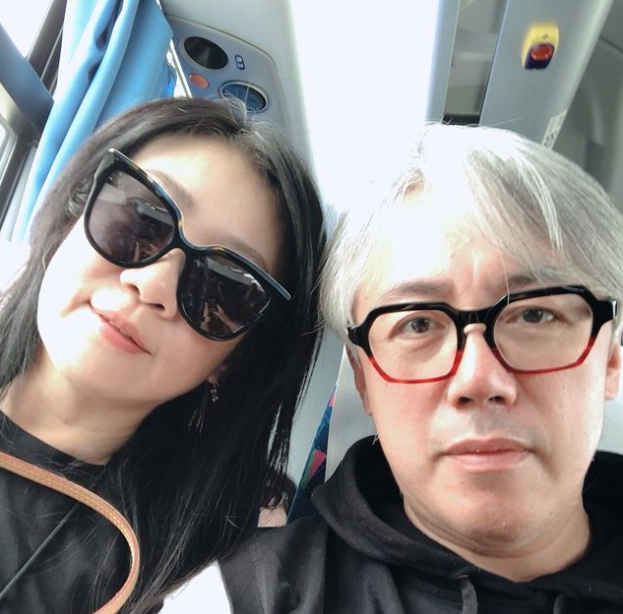 张宇消失3年满头白发,发声将重返歌坛,承认当年隐退与嗓子有关