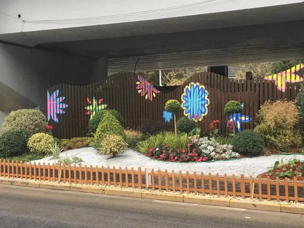 图说：南北高架桥下空间“城市绿洲”