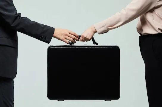 　图片来源：视觉中国