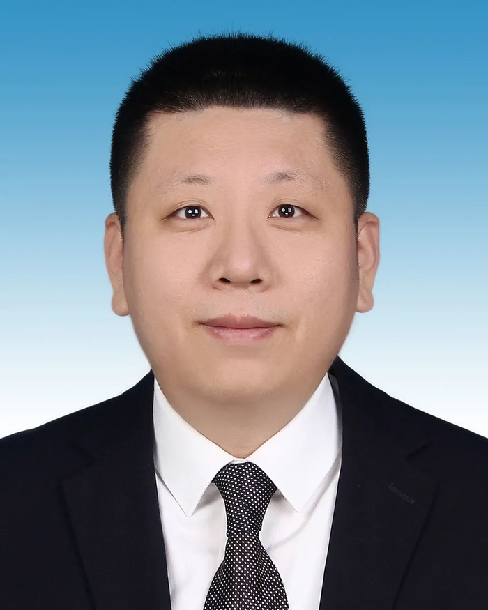 曹志（来源于乌兰察布市政府官网）