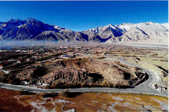 图二石头坡遗址全景