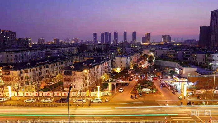 亭湖区老旧小区整治后的街景一角（央广网发 孙成栋摄）