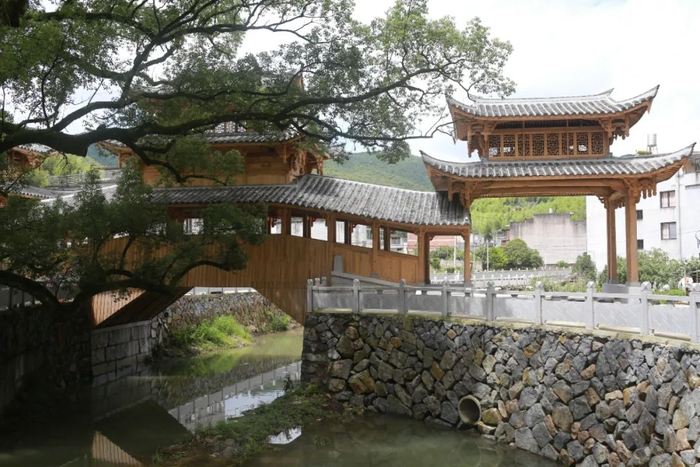 新建的永和桥。作者供图