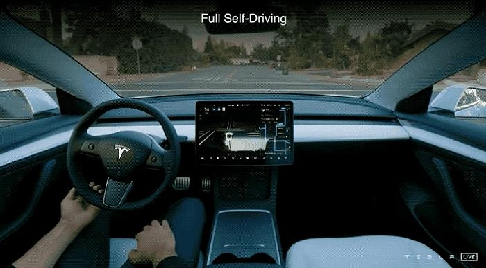 ▲特斯拉AI Day活动前的FSD展示