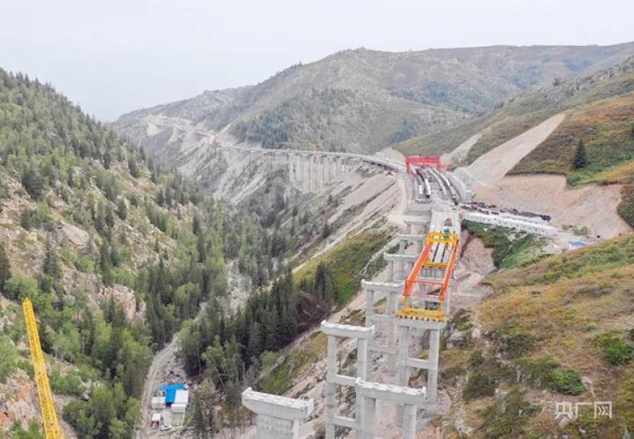 布喀一级公路宋书旗摄央广网发