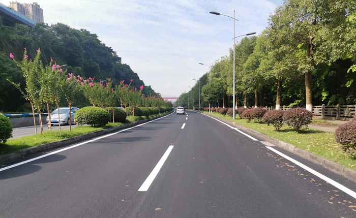 重塑一新的南滨路滨江大道（央广网发 南滨路建设发展中心供图）