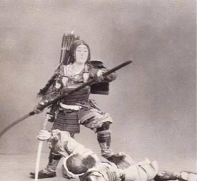 日本战国时期,武士为何要剃月代头?|历史|政治|唐朝|幕府|浪人_新浪新闻