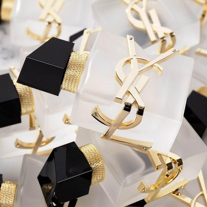 图片来源：FashionPress