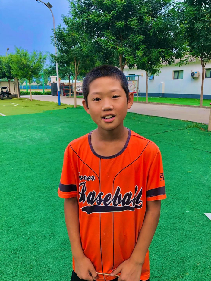 李海鑫今年12岁