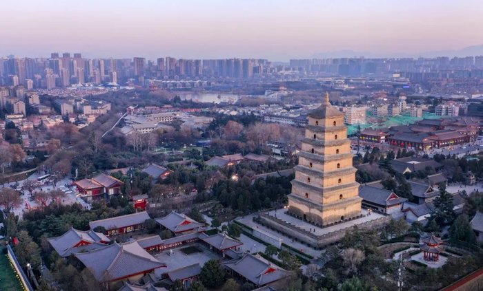 西安大雁塔（无人机照片）。新华社记者 陶明 摄