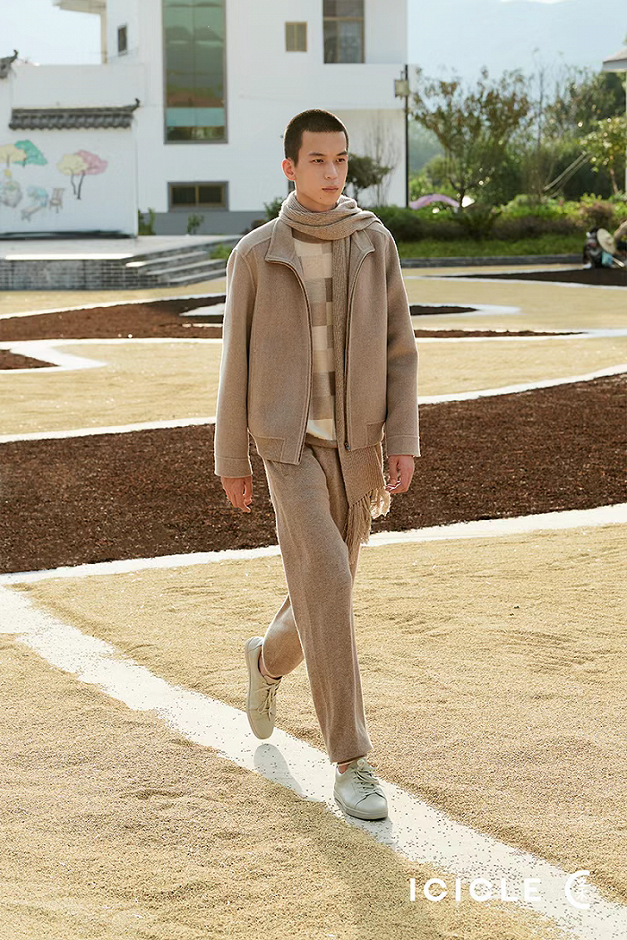 之禾2021秋冬“自然之道”胶囊系列时装秀 图片来源：ICICLE之禾