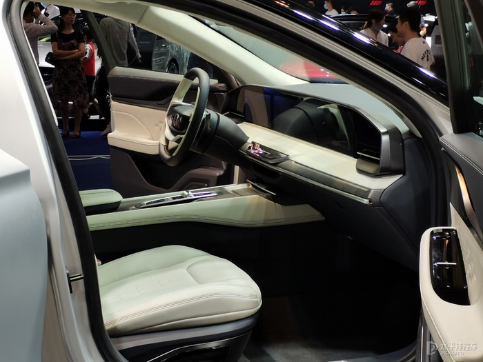 2021成都车展:林肯zephyr reflection概念车亮相