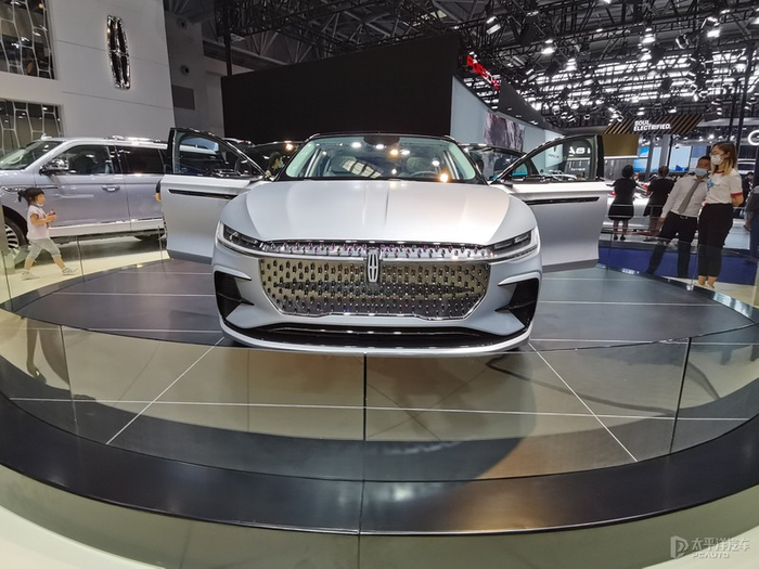 2021成都车展:林肯zephyr reflection概念车亮相