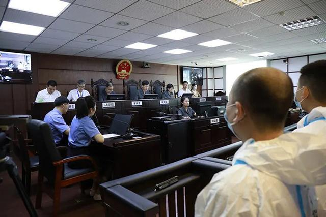  湖南岳阳中院正在审理涉案2000万的荐股骗局案。来源：岳阳中院