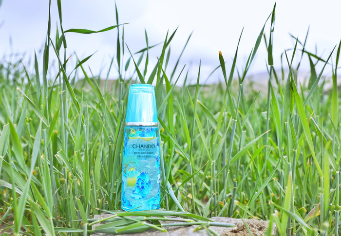 唐卡非遗传承人定制款冰肌水（央广网发 受访者供图）