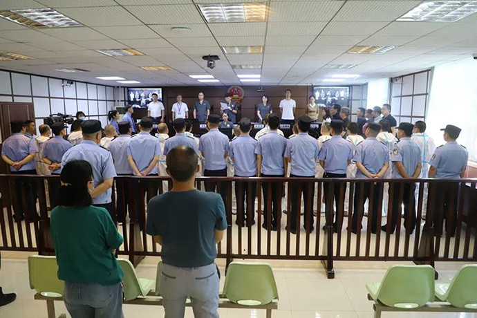  岳阳中院正在审理涉案2000万的荐股骗局。来源：岳阳中院