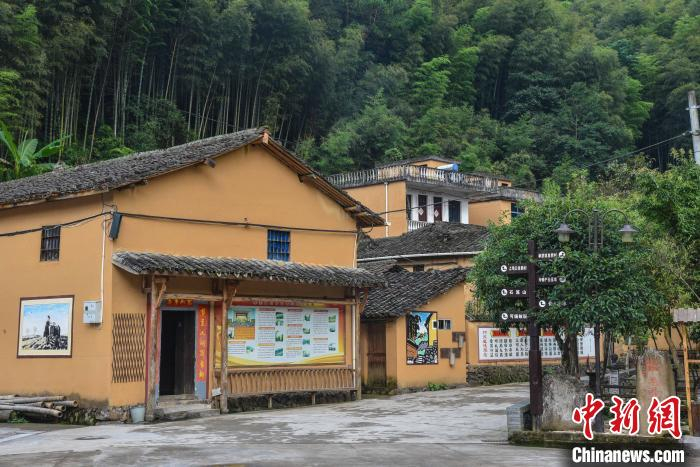 “版画之乡”举淤口村 范宇斌 摄