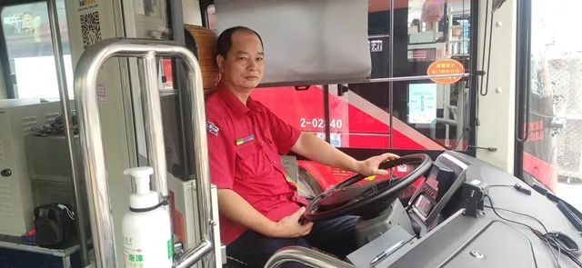 邓师傅。受访者供图