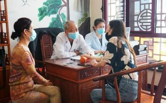 大连名医关庆增在南京同仁堂出诊