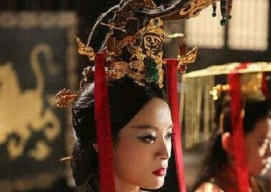 古代王爷的小妾们,不仅用来传宗接代,还有一个难以启齿的用途