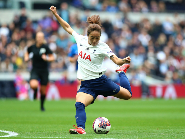 唐佳丽在英超联赛出场。