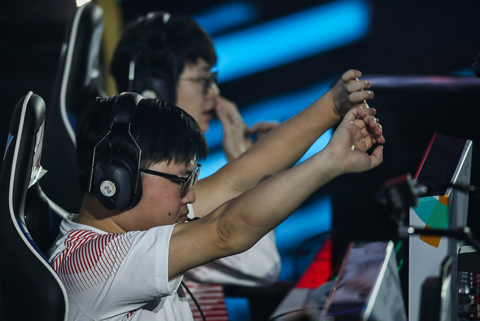 英雄联盟作为电竞第一IP。