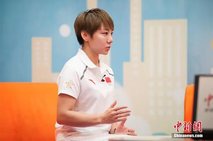 资料图：邓琳琳2016年接受中新社采访。中新网记者 翟璐 摄