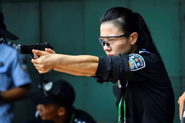 盘点4种手枪射击姿势:最准的还是解放军教材中的这款!|莫桑比克