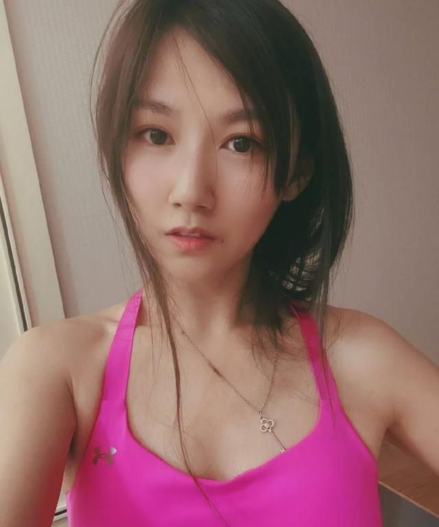 电竞"不老女神"小苍到目前为止到底结婚了没有?
