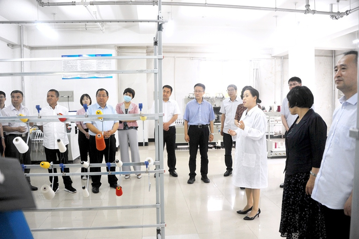 申报工作集中评审、现场核查环节。齐齐哈尔大学 供图