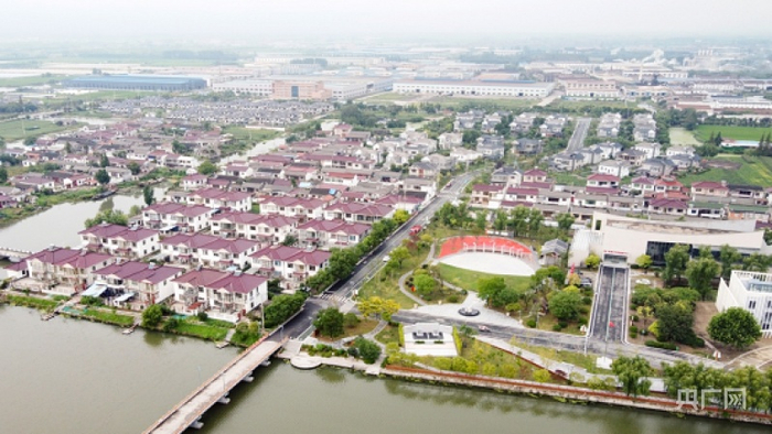 俯瞰周黄（央广网发 顾善济摄）