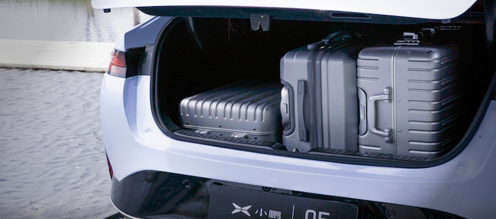 后备厢空间