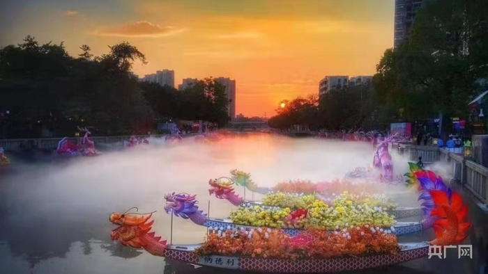 南海梦里水乡的花月夜。（央广网发 通讯员南宣供图）