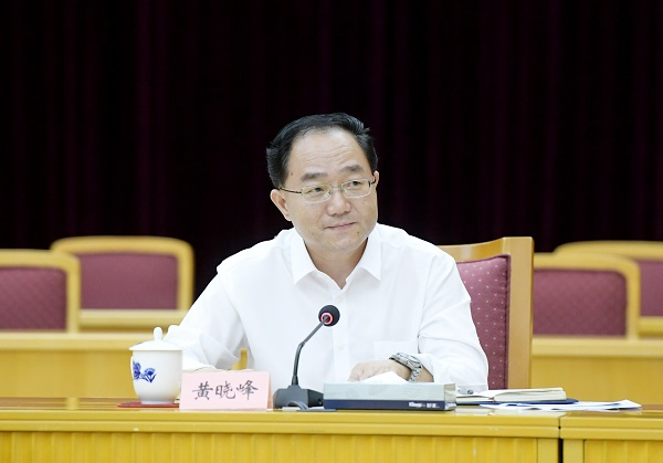 川沙中学南校校长黄晓峰  陈正宝 摄