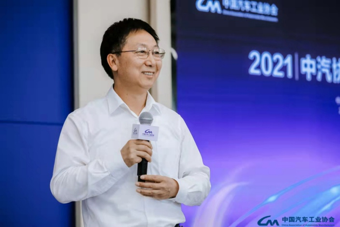 中汽协常务副会长兼秘书长付炳锋