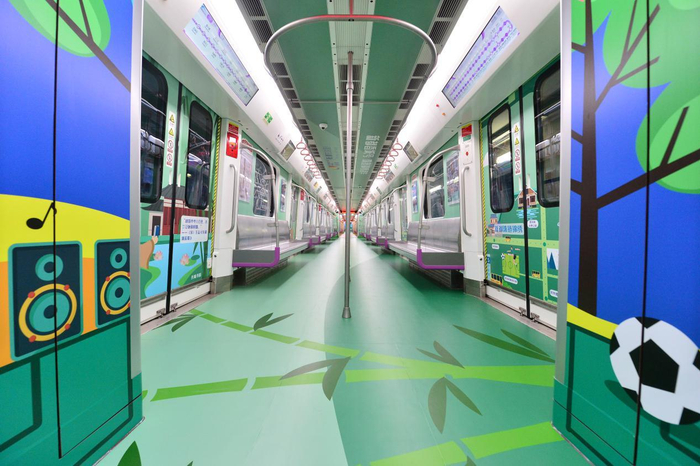 “香城号”主题列车图二