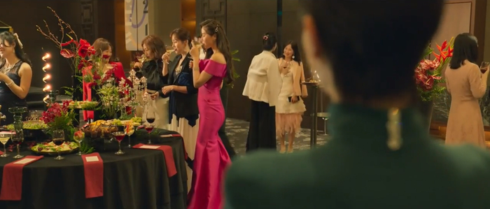 想起了杉菜第一次参加F4的游轮趴。