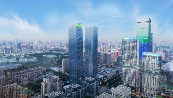 （西安绿地中心双子塔，企业提供，央广网发）
