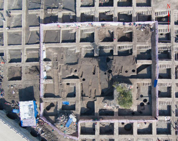 图一崧泽文化墓地全景