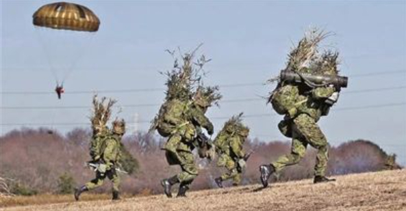 正在演练的日本陆上自卫队（资料图）