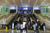 中秋小长假期间,铁路上海站预计发送旅客120万人次