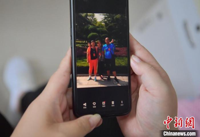 付那说，她的父母和弟弟都很胖，她要总结健康减肥的经验，回家帮他们减肥。　张瑶 摄