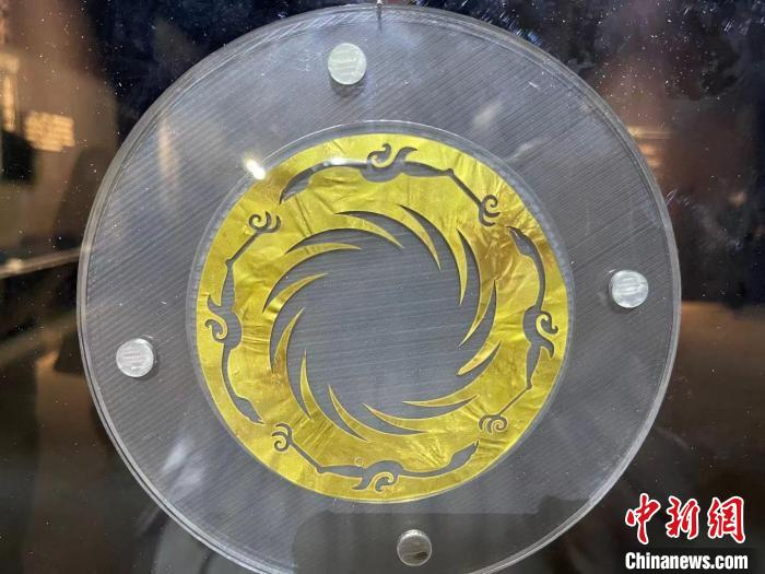 太阳神鸟金箔。　童笑雨 摄