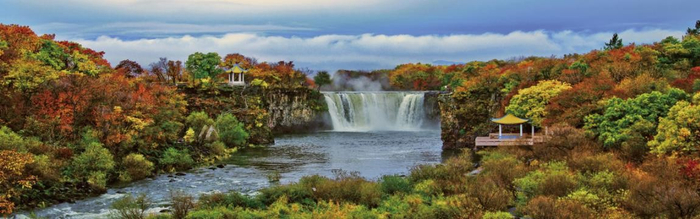 牡丹江镜泊湖国家级风景名胜区：牡丹江市宁安市莫延公路。