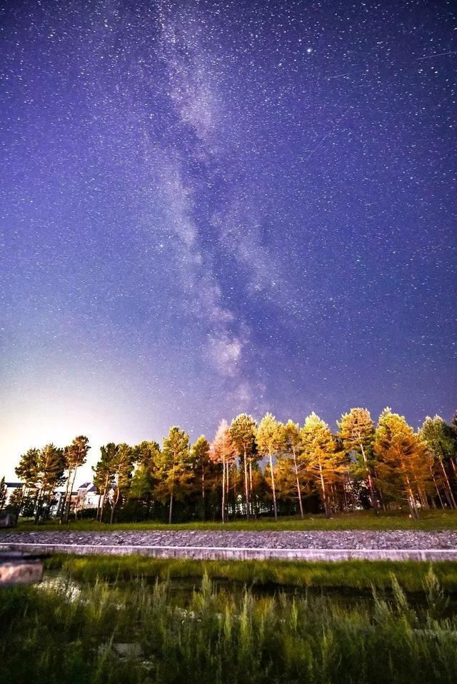 大兴安岭北极村景区：大兴安岭地区漠河县漠河乡北极村旅游风景区。