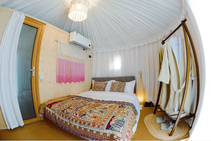 ▲简约明亮的单床房