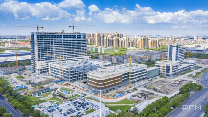 昆山东部医疗中心建设现场（央广网发 通讯员供图）