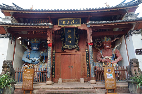 修护后的兴教寺复旦大学新闻学院郑颖图