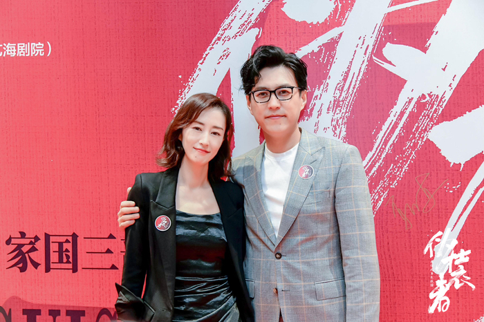 刘敏涛、靳东合影