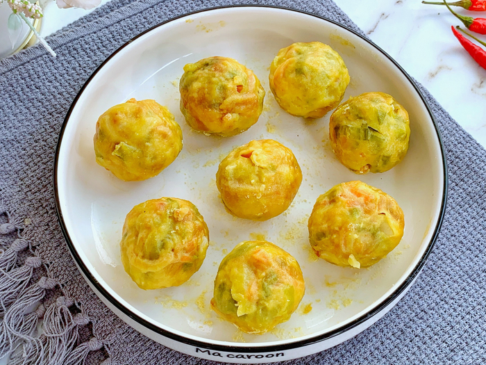 低脂又好吃的蒸包菜团子好吃不胖没有油烟更健康